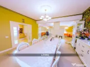 DE VANZARE Casa de Familie cu Piscina si Mult Spatiu Exte... 