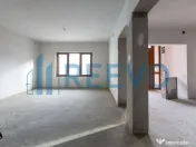 Vilă modernă în Cartierul CFR, cu mansardă și garaj 