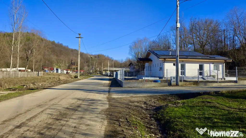 Teren 4.549 mp intravilan, cu posibilitate de parcelare. - Gura Vitioarei (Prahova)