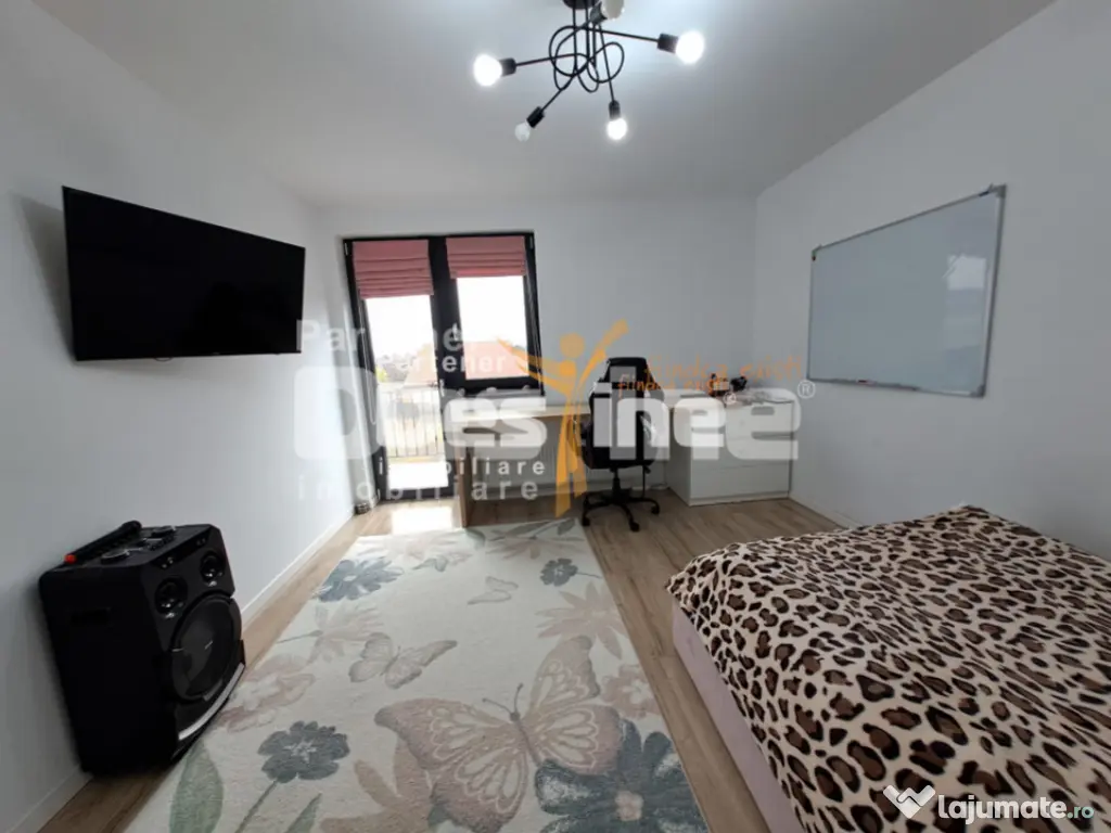 Miroslava CENTRU , Casa individuala, P+1+POD