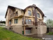 Proprietate unică, în zonă verde și liniștita 