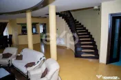 Proprietate unică, în zonă verde și liniștita 