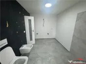 Ap 4 cam transformat in 3, et 1, renovat complet, zona Inspe 