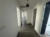 Ap 4 cam transformat in 3, et 1, renovat complet, zona Inspe 