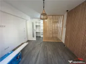 Ap 4 cam transformat in 3, et 1, renovat complet, zona Inspe 