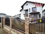 Casă spațioasă, costuri aproape zero, ideală pentru locu 
