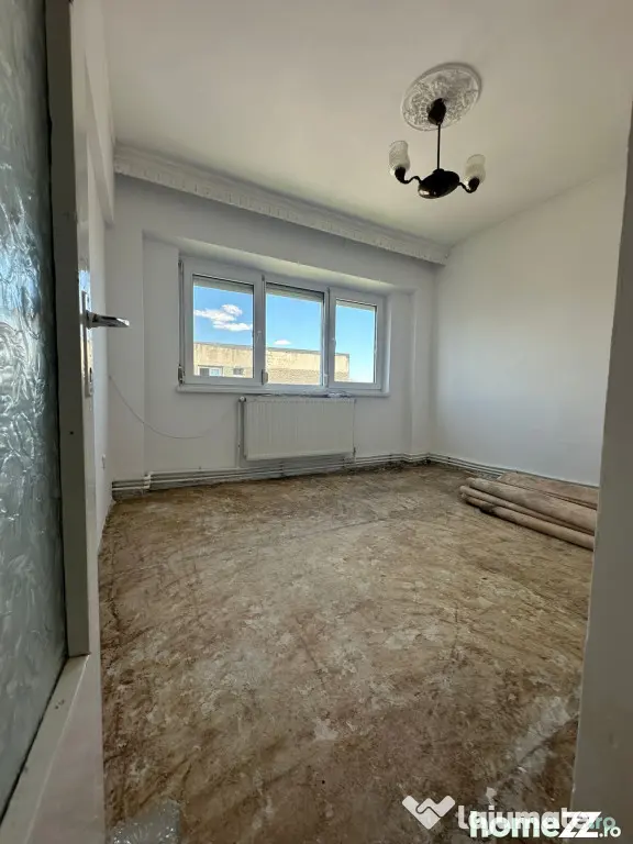 - Apartament 3 camere - 68mp, zona apropiata de Bariera Cala - Braila (Braila)