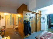 Apartament 4 camere, et. 1, str. 9 Mai, Bacău 