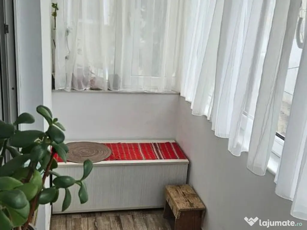 Apartament 4 camere zona Dacia - Constanta (Constanta)