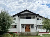 Casa cu 3000 mp Teren si Livada In Dumbrava - Sos. Principal