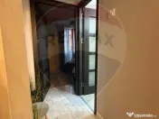 Apartament cu 2 camere de închiriat în zona Ultracentral 