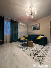 Apartament cu 2 camere de închiriat în zona Ultracentral