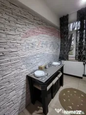 Apartament cu 2 camere de închiriat în zona Ultracentral