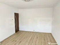 Apartament decomandat, 52 mp, zona Rovine