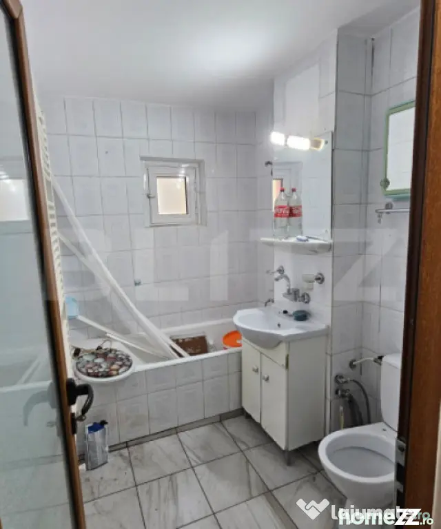 Apartament decomandat, 52 mp, zona Rovine - Craiova (Dolj)