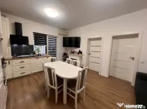 Apartament 3 camere, 53 mp, zona Sasar