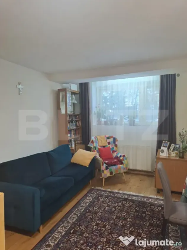 Apartament 2 camere la casă cu curte comună și parcare, G