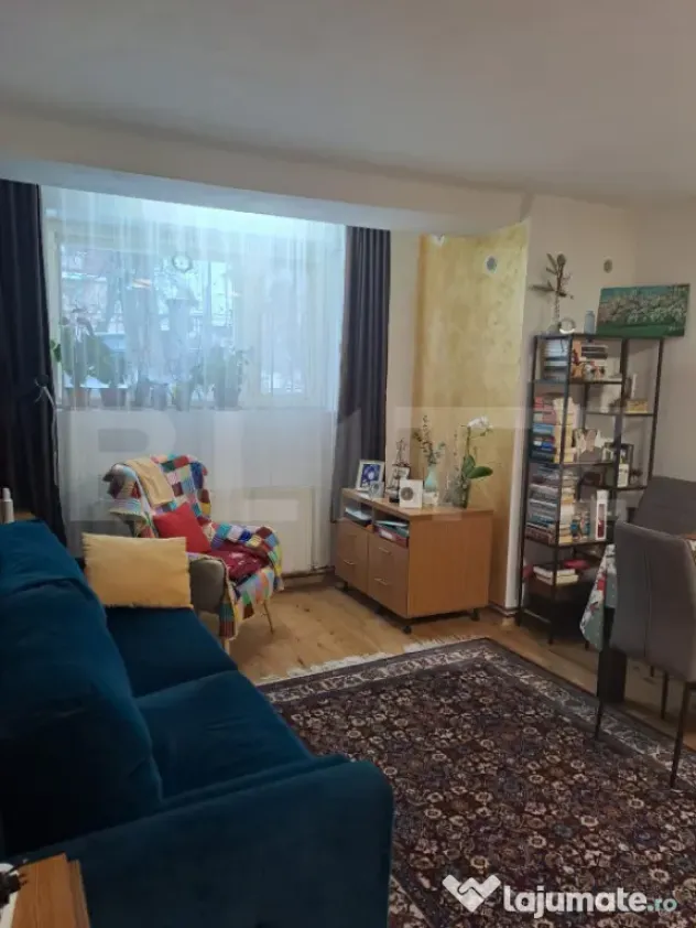 Apartament 2 camere la casă cu curte comună și parcare, G