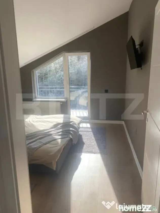 Apartament cu 3 camere, 90mp, parcare subterana, boxa, zona - Floresti (Cluj)