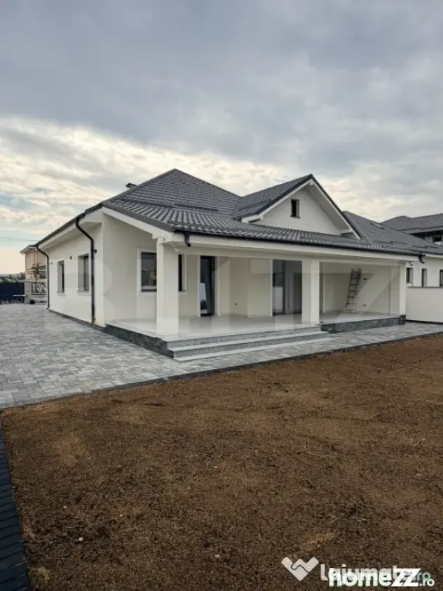 Casa P+M, 232 mp, 732 mp teren, zona Ionumi - Craiova (Dolj)