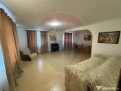 Casă / Vilă cu 6 camere de vânzare în zona Darmanesti 