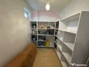 Casă / Vilă cu 6 camere de vânzare în zona Darmanesti 