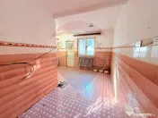 Casă de vanzare cu curte | 4 camere | Zona Gorjului | Te... 