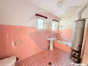 Casă de vanzare cu curte | 4 camere | Zona Gorjului | Te...