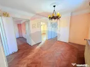 Casă de vanzare cu curte | 4 camere | Zona Gorjului | Te... 