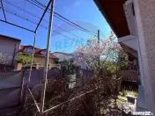 Casă de vanzare cu curte | 4 camere | Zona Gorjului | Te... 