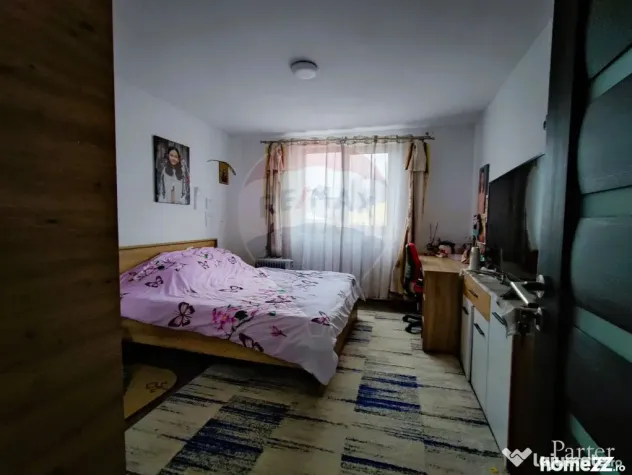 Casă/vilă spațioasă, centrală în Săliște, structu...