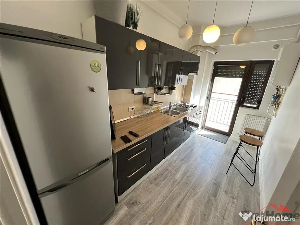 Garsoniera bloc nou, et 2, mobilata utilata, Scoala 2