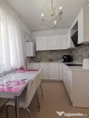 APARTAMENT 3 CAMERE VEDERE LA LAC SAU GARSONIERA SI 2 CAM... 