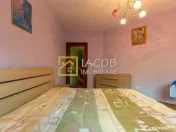 Duplex intreg sau 1/2 Duplex, de inchiriat, in cartierul Se 