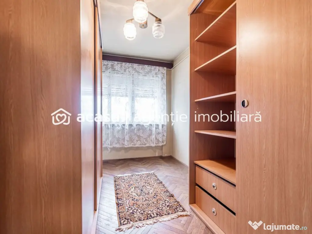Apartament cu 4 camere decomandat cu vedere panoramica