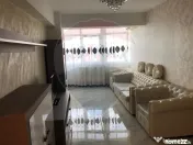 Apartament cu 3 camere de închiriat în zona Nufărul