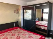 Apartament cu 3 camere de închiriat în zona Nufărul