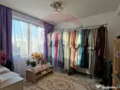 Casă / Vilă cu 5 camere - la 2 minute de Complex Cosmop... 