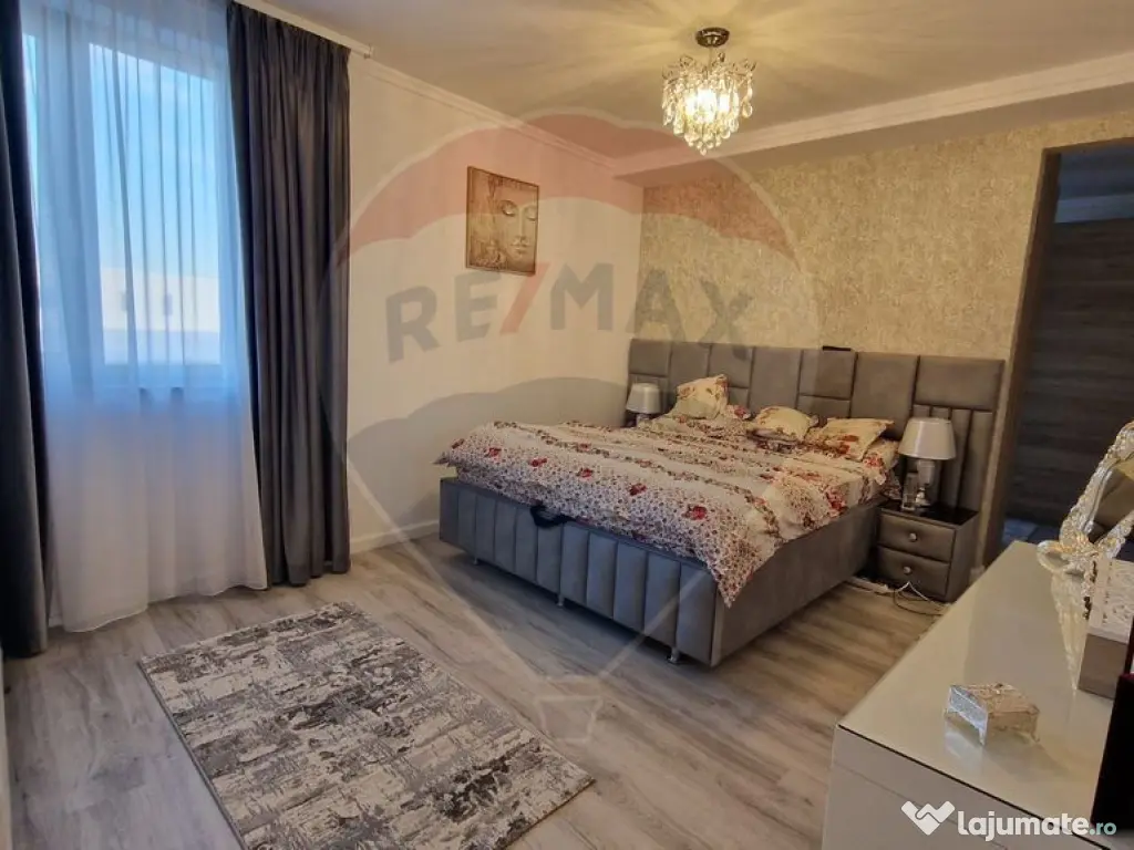 Casă / Vilă cu 5 camere - la 2 minute de Complex Cosmop...