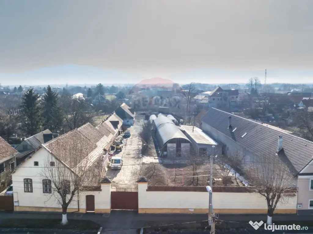 Casă de vânzare în centrul localității Prejmer, tere...