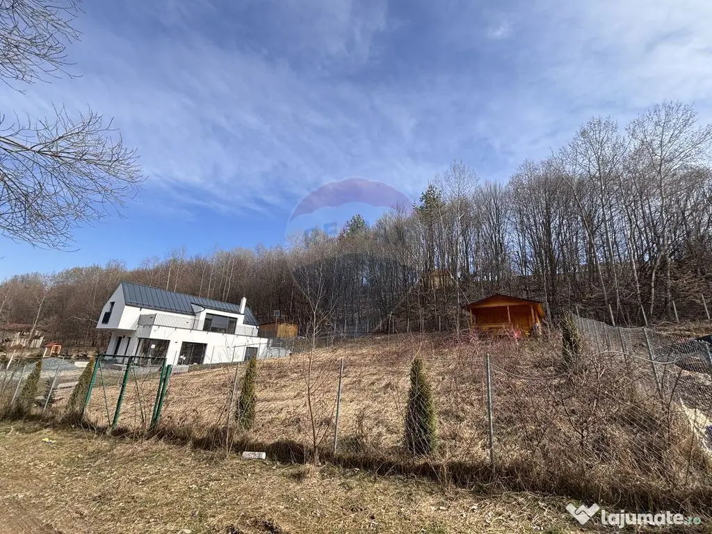 Teren de constructii Cisnadioara, zona Apfelhouse