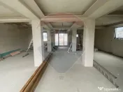 Casă / Vilă cu 4 camere de vânzare, Nucet, Dambovita. 