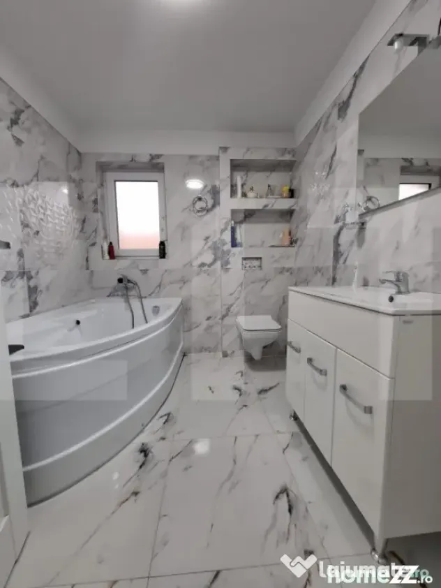 Proprietate modernă cu două locuințe – Zonă Centrală