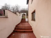 Casă spațioasă P+1+M – Izvorani, Ștefănești | Ideal? 