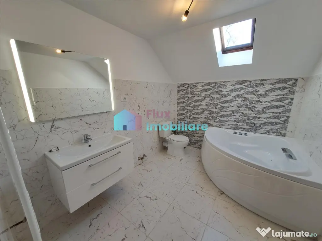 Vila spatioasa in Liteni Moara