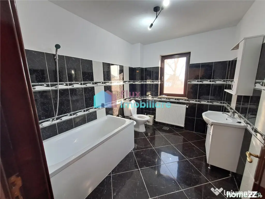 Vila spatioasa in Liteni Moara