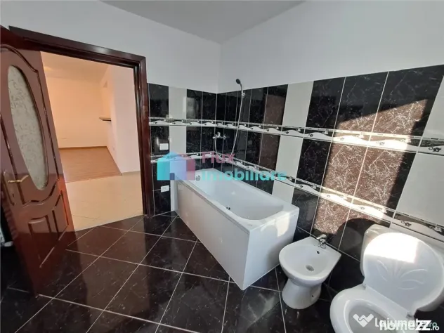 Vila spatioasa in Liteni Moara