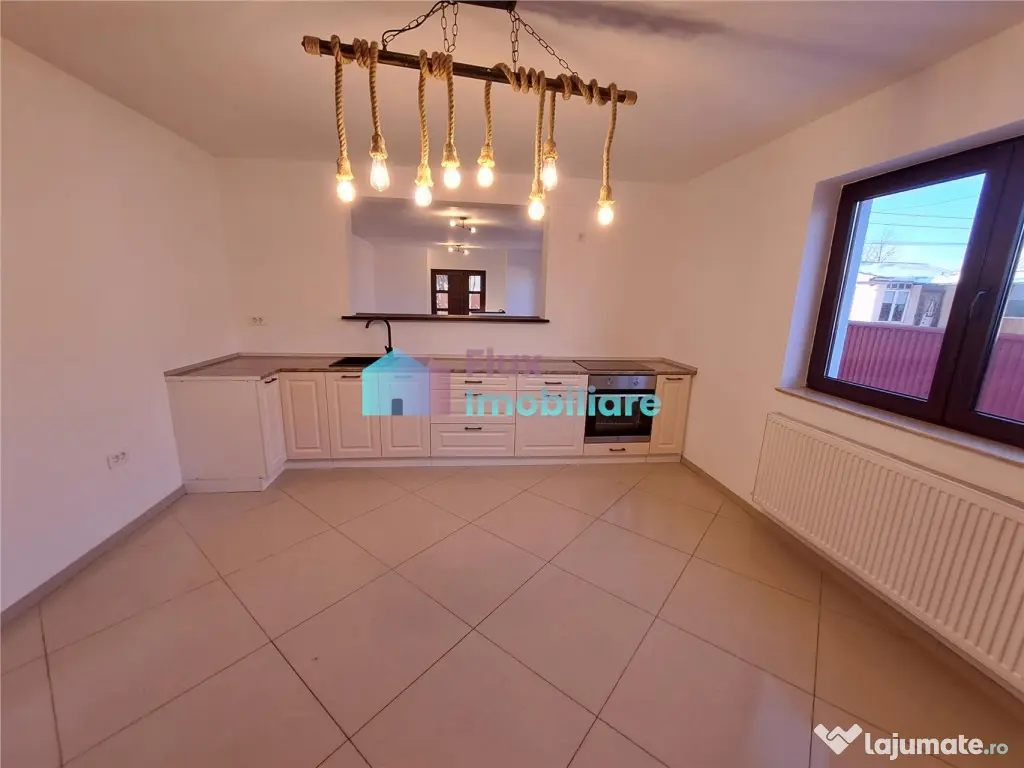 Vila spatioasa in Liteni Moara