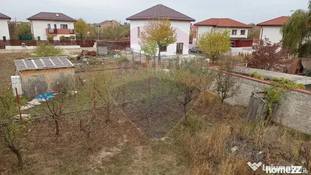 Vanzare Casă / Vilă 5 camere Saftica Primarie