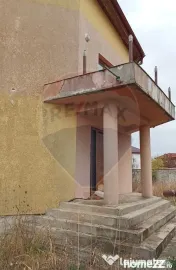 Vanzare Casă / Vilă 5 camere Saftica Primarie